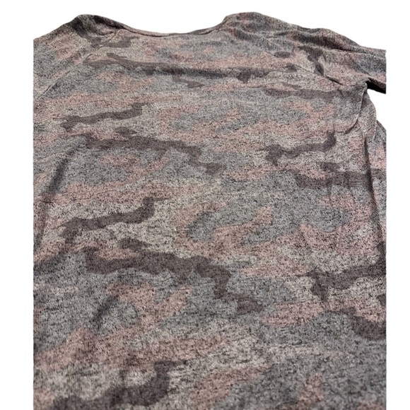 American Eagle Soft & Sexy Plush Long Sleeve T-Shirt Size Small - Picture 6 of 8
